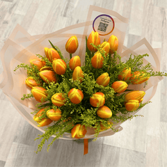 Buchet cu 31 de lalele “Ema”