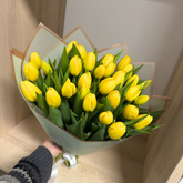 Buchet cu 31 de lalele