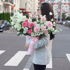 Aranjament floral “Precious moment”
