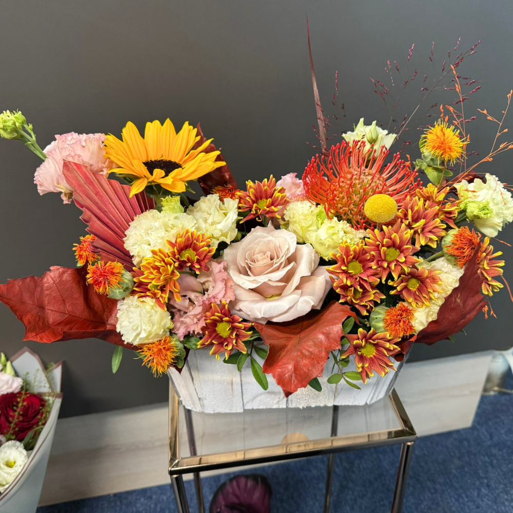 Floral arrangement "Sunny autumn"