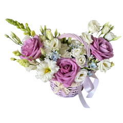 Aranjament "Lille" cu trandafiri și lisianthus