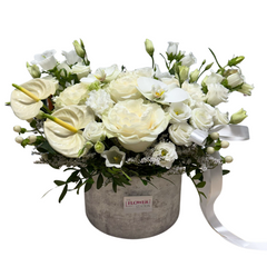 Aranjament "Ceremony" cu trandafiri si lisianthus