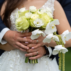 Bridal bouquet with roses and lisianthus