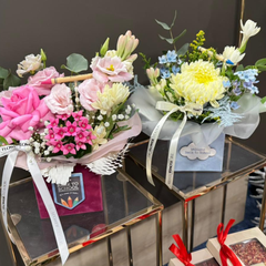 "Back to school" blue arrangement